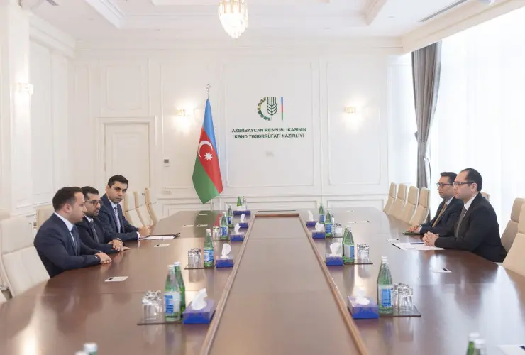 Nazir Məcnun Məmmədov Mentorluq Proqramı çərçivəsində “Yüksəliş” müsabiqəsinin qalibləri ilə görüşüb