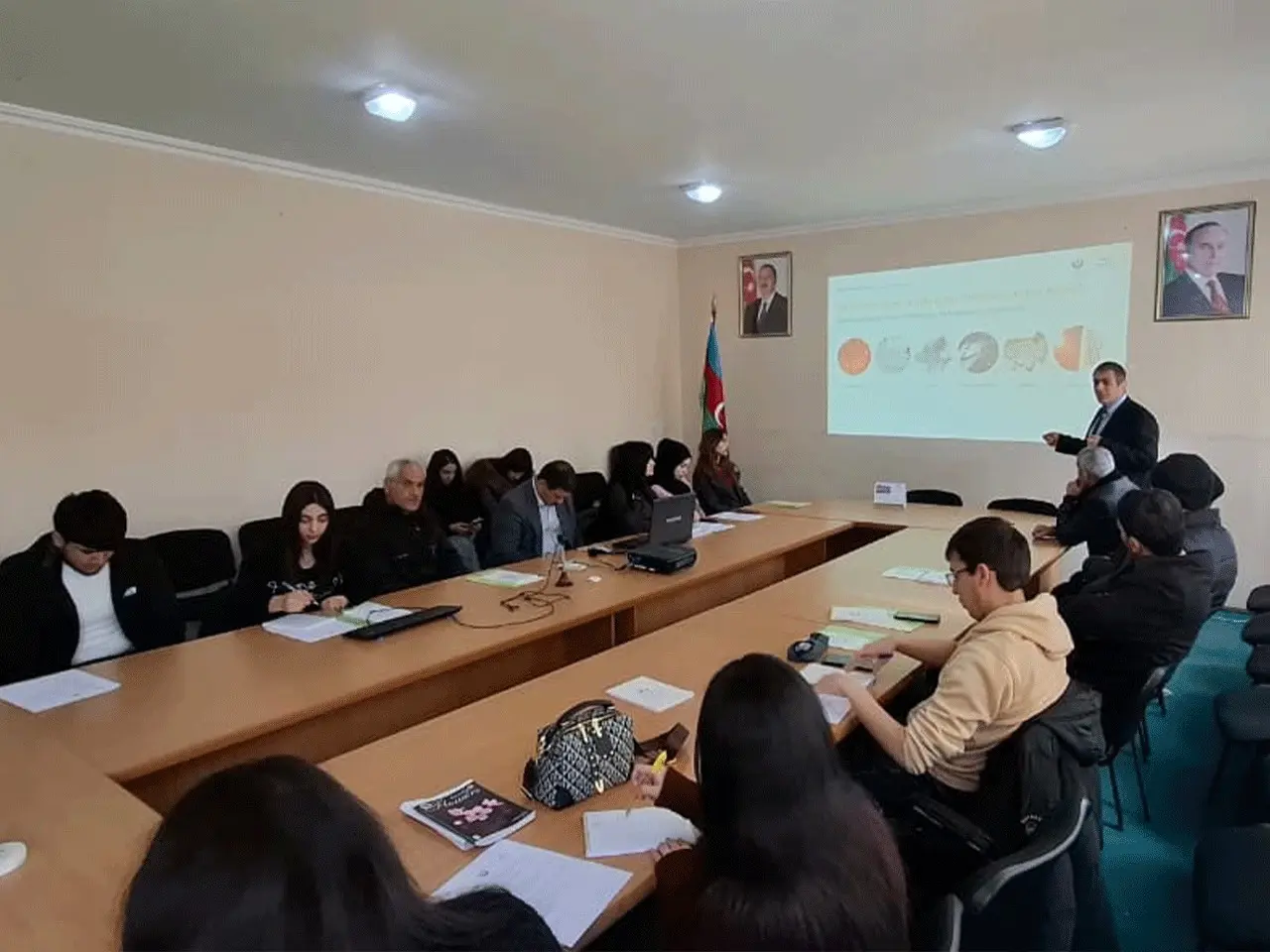 Aqrar sahədə tələbələrin bilik və bacarıqlarının artırılması istiqamətində tədbirlər davam etdirilir