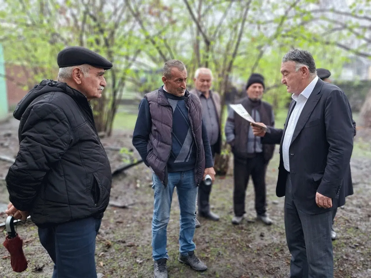 Zaqatalada “Fındıq bağlarında aqrotexniki qulluq işləri” mövzusunda sahə görüşü keçirilib