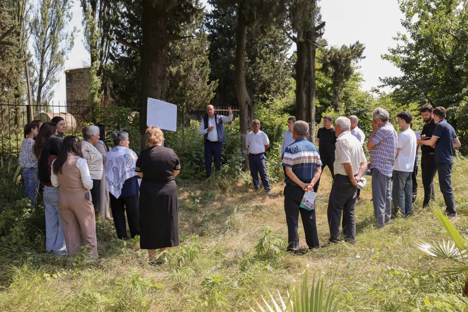 Regionlarda fermerlərin bilik və bacarıqlarının  artırılmasına yönəlmiş təlimlər davam edir